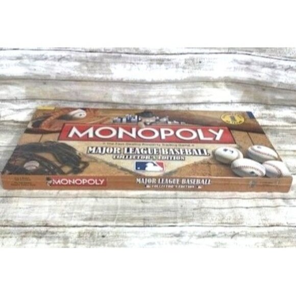 Monopoly Major League Baseball Collector's Edition Board Game - Picture 8 of 8